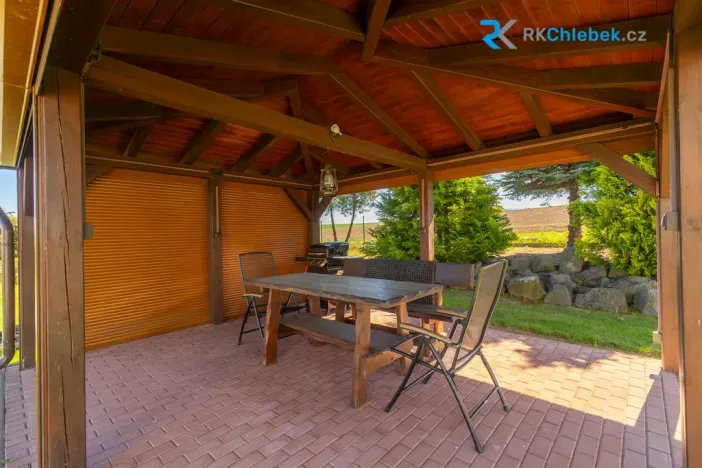 Prodej rodinného domu, Píšť, Polní, 250 m2