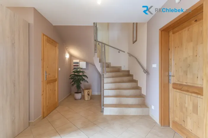 Prodej rodinného domu, Píšť, Polní, 250 m2