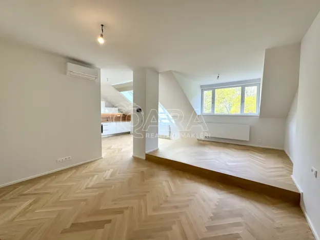 Pronájem bytu 1+kk, Praha - Smíchov, Holečkova, 56 m2