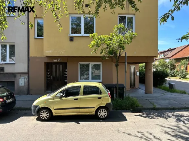 Pronájem bytu 1+1, Brno - Židenice, Šámalova, 28 m2