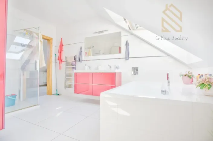 Prodej atypického bytu, Hrobčice - Razice, 244 m2