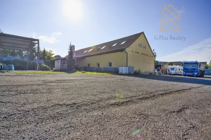 Prodej atypického bytu, Hrobčice - Razice, 244 m2