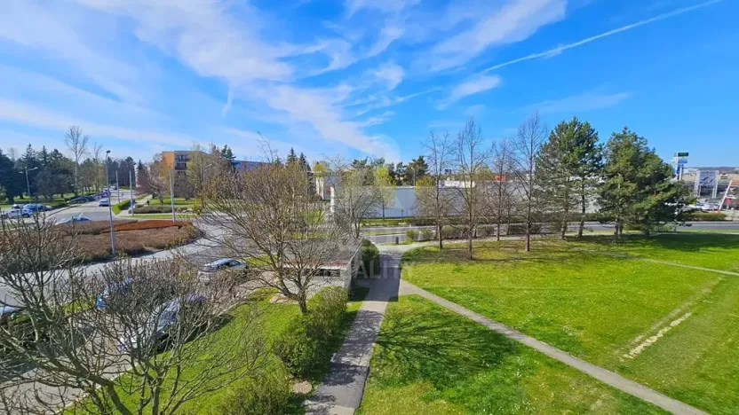 Prodej bytu 3+1, České Budějovice, Průběžná, 90 m2