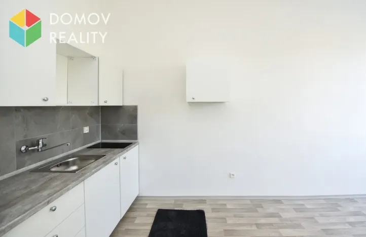 Pronájem bytu 1+kk, Králův Dvůr, Plzeňská, 24 m2