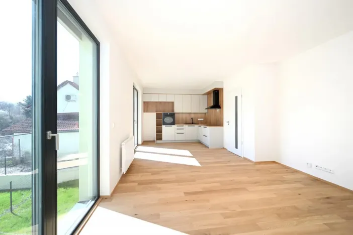 Pronájem bytu 1+kk, Praha - Střížkov, Střížkovská, 37 m2