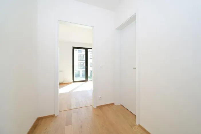 Pronájem bytu 1+kk, Praha - Střížkov, Střížkovská, 37 m2