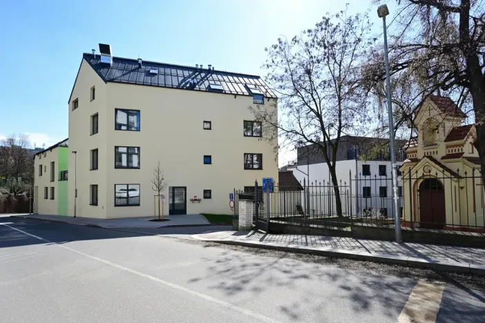 Pronájem bytu 1+kk, Praha - Střížkov, Střížkovská, 37 m2