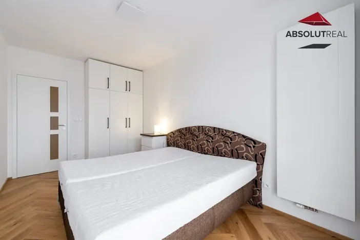 Pronájem bytu 2+kk, Brno, Poděbradova, 69 m2