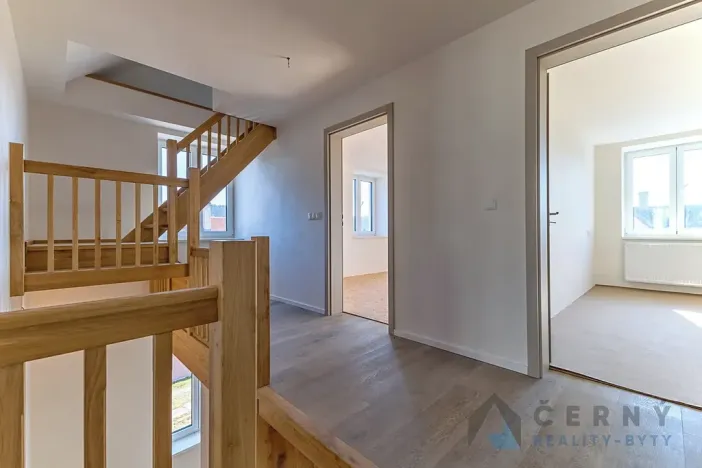 Prodej rodinného domu, Jablonec nad Nisou, Brigádnická, 203 m2