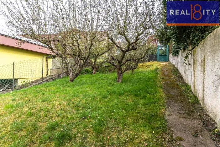Prodej pozemku pro bydlení, Praha, V údolí, 773 m2