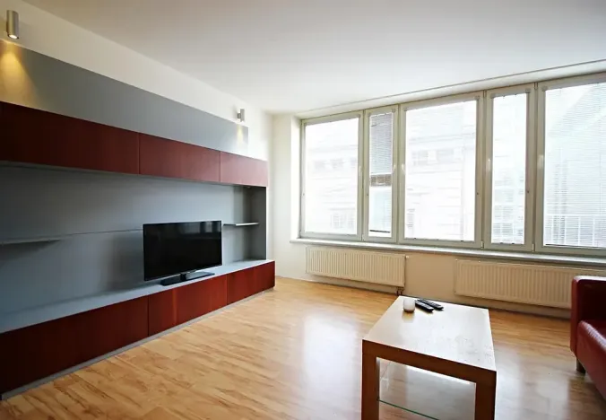 Pronájem bytu 1+kk, Brno, Spálená, 36 m2