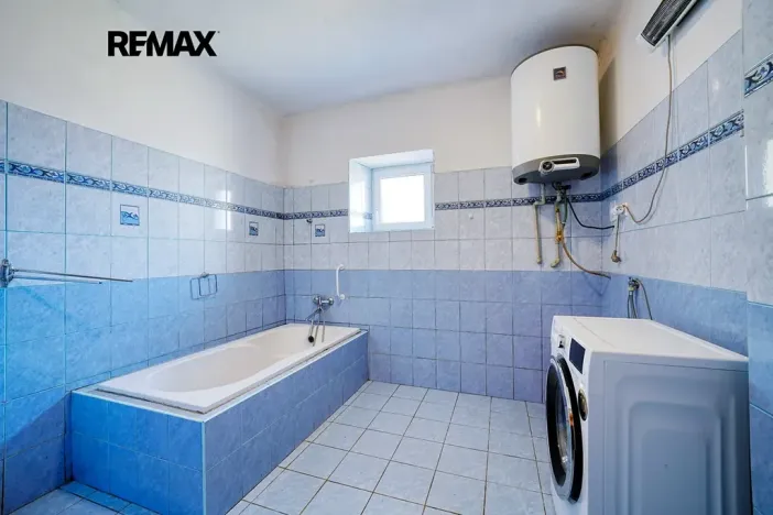 Prodej rodinného domu, Toužim, 270 m2