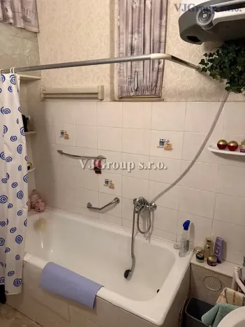 Prodej bytu 2+1, Praha - Libeň, V mezihoří, 69 m2