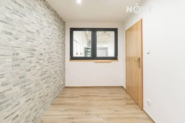 Pronájem skladu, Šumperk, Uničovská, 232 m2