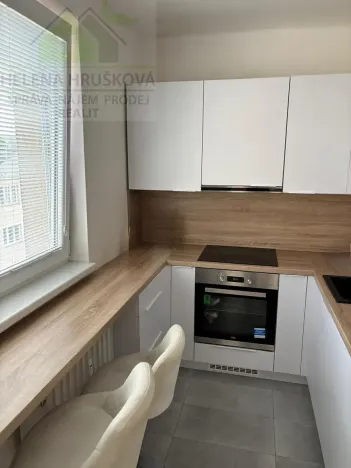 Pronájem bytu 1+1, Ostrava, Zeyerova, 28 m2