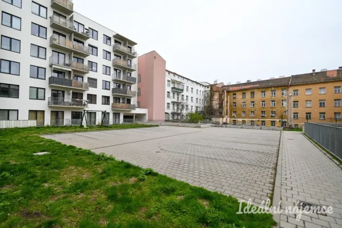 Pronájem bytu 1+kk, Brno - Zábrdovice, Spolková, 34 m2