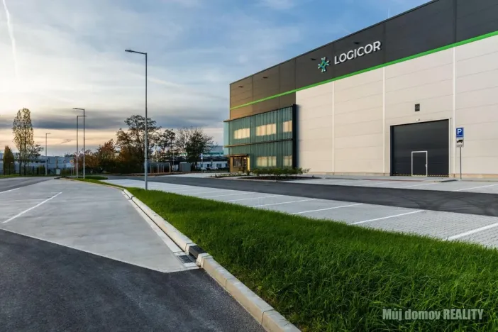 Pronájem skladu, Praha - Hostivař, K pérovně, 5625 m2