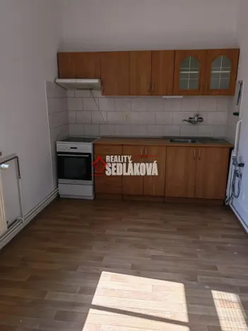 Pronájem bytu 2+1, Děčín - Děčín III-Staré Město, Litoměřická, 57 m2