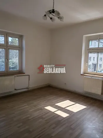 Pronájem bytu 2+1, Děčín - Děčín III-Staré Město, Litoměřická, 57 m2