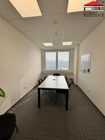 Pronájem kanceláře, Frýdek-Místek, Míru, 800 m2