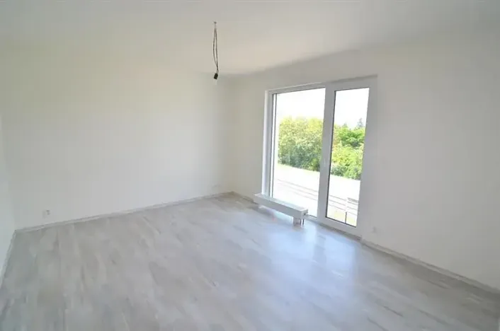 Pronájem rodinného domu, Vestec, Erbenova, 140 m2