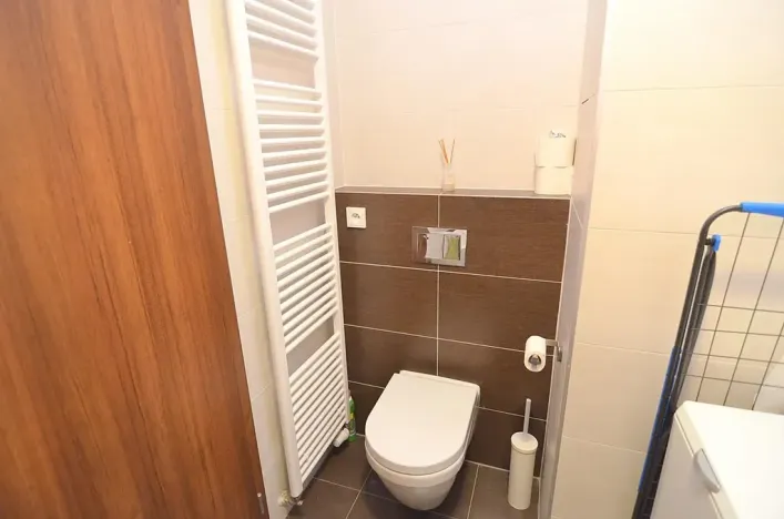 Pronájem bytu 1+kk, Praha - Malešice, Počernická, 34 m2