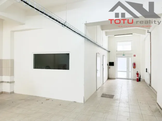 Pronájem obchodního prostoru, Jaroměř, Husova, 205 m2