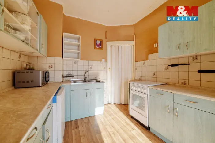 Prodej bytu 3+1, Cheb, Valdštejnova, 86 m2