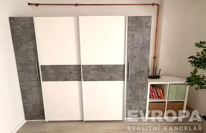 Pronájem bytu 2+kk, Praha - Nové Město, Lublaňská, 49 m2