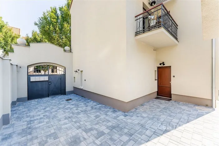 Pronájem bytu 2+kk, Libčice nad Vltavou, Letecká, 67 m2