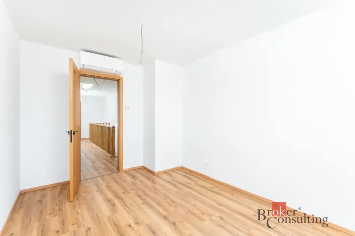 Pronájem rodinného domu, Kladno - Dubí, Práce, 178 m2