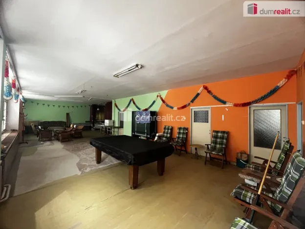 Pronájem obchodního prostoru, Újezdeček, Řetenická, 223 m2