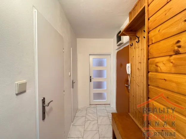 Pronájem bytu 2+kk, Pardubice, Ohrazenická, 43 m2