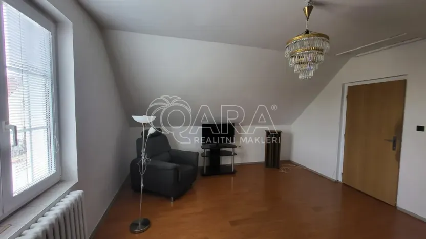 Pronájem rodinného domu, Praha - Horní Počernice, Lukavecká, 140 m2