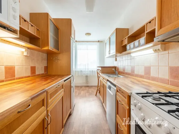 Pronájem bytu 3+1, Praha - Horní Měcholupy, Milánská, 82 m2