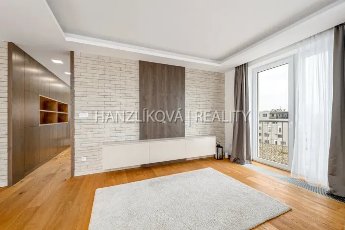 Prodej bytu 6+kk a větší, České Budějovice - České Budějovice 2, Volejbalistů, 303 m2