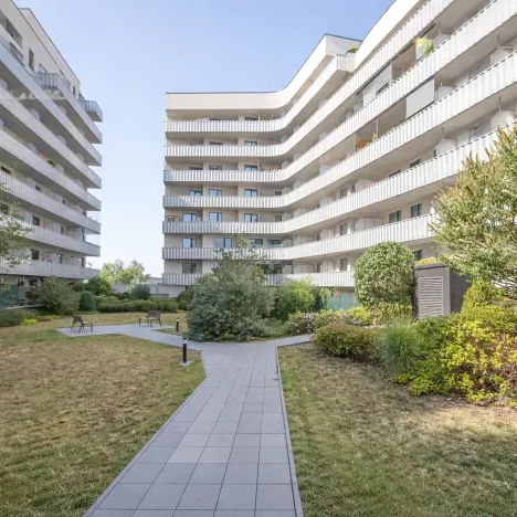 Pronájem bytu 4+kk, Praha - Strašnice, Zvěřinova, 117 m2