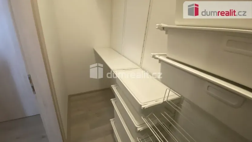 Pronájem bytu 2+kk, Praha - Modřany, Soukalova, 50 m2