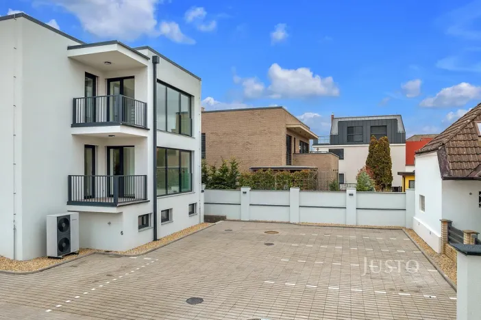 Pronájem bytu 2+kk, Praha - Šeberov, Na proutcích, 45 m2