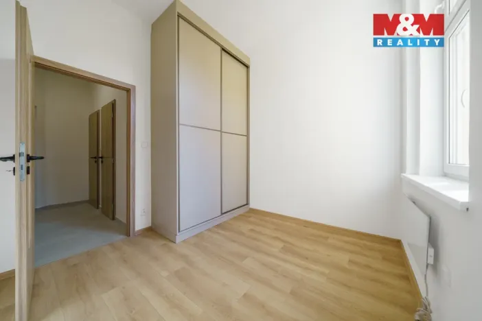 Prodej bytu 3+kk, Karlovy Vary, Raisova, 72 m2