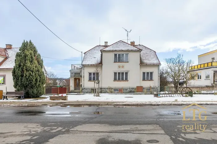 Prodej rodinného domu, Slatina, 213 m2