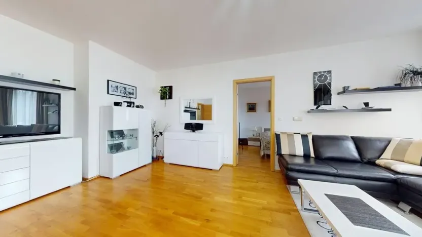 Prodej bytu 2+kk, Karlovy Vary, Libušina, 72 m2