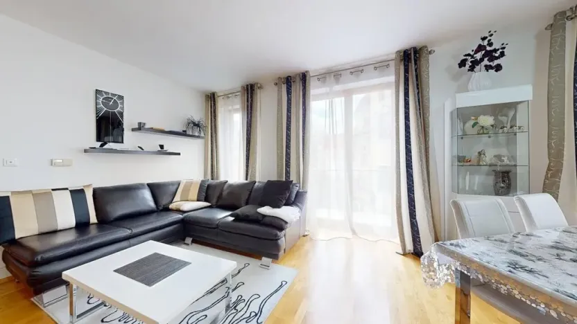 Prodej bytu 2+kk, Karlovy Vary, Libušina, 72 m2
