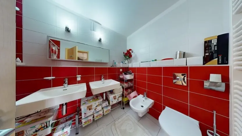 Prodej bytu 2+kk, Karlovy Vary, Libušina, 72 m2