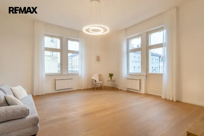 Pronájem bytu 2+kk, Praha - Vinohrady, Korunní, 65 m2