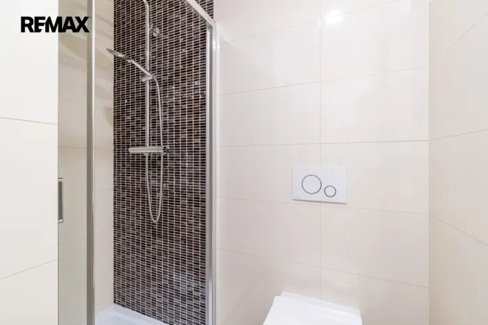 Pronájem bytu 2+kk, Praha - Vinohrady, Korunní, 65 m2