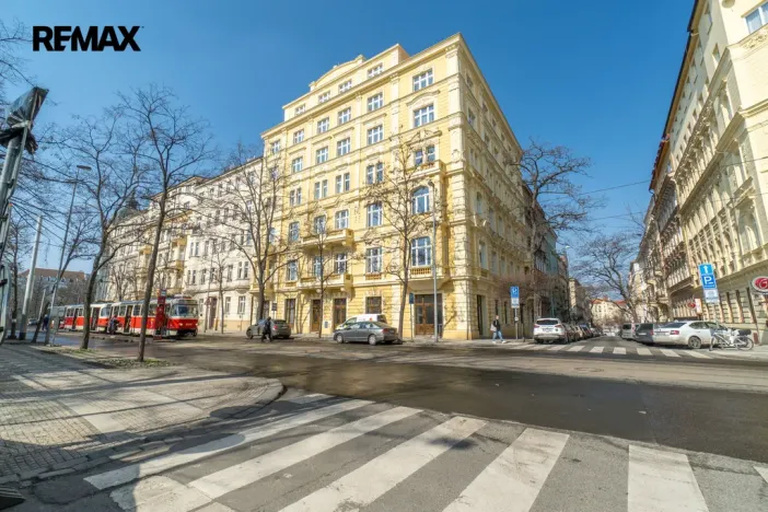 Pronájem bytu 2+kk, Praha - Vinohrady, Korunní, 65 m2