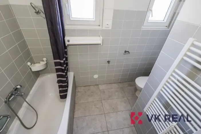 Pronájem bytu 2+kk, Praha - Břevnov, Bělohorská, 44 m2