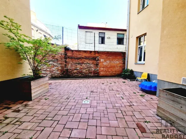 Pronájem bytu 1+kk, Brno, Vlhká, 33 m2