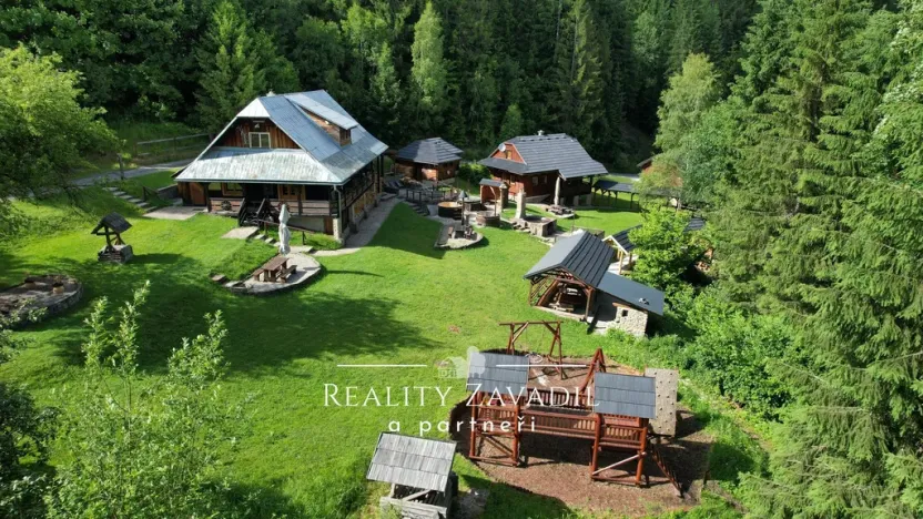 Prodej apartmánu, Klokočov, Slovensko, 866 m2